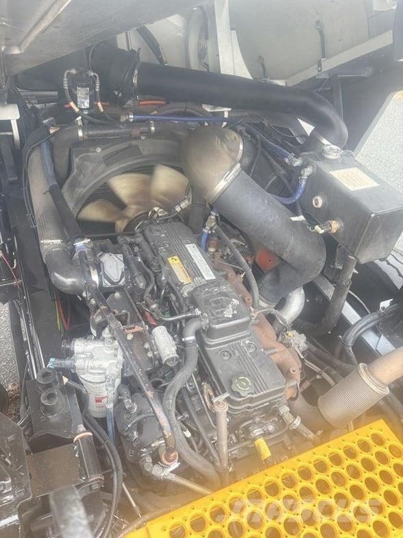 Kalmar OTTAWA 4X2 OFF-ROAD Terminalzugmaschinen