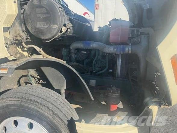 Volvo VNR64T300 Sattelzugmaschinen