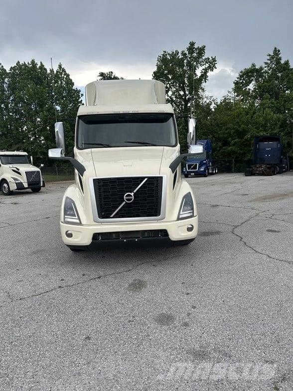 Volvo VNR64T640 Sattelzugmaschinen