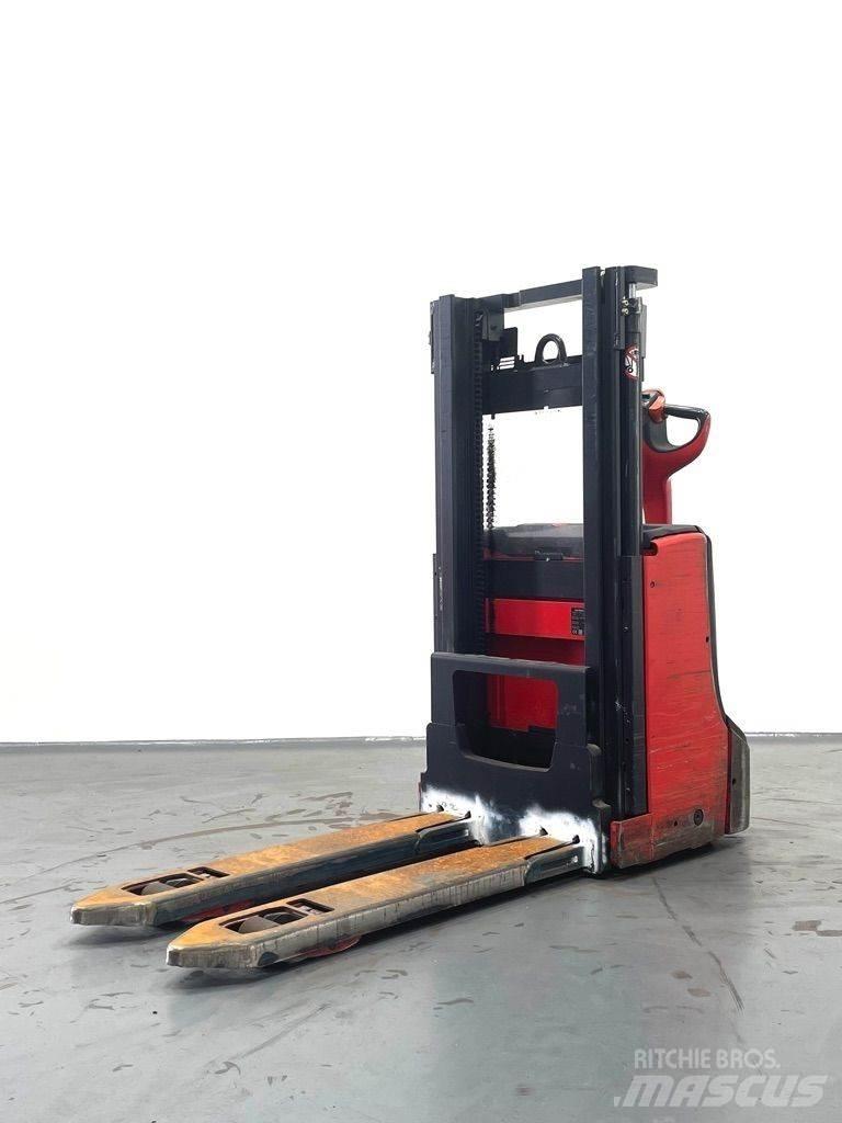 Linde D06-1160 Deichselstapler