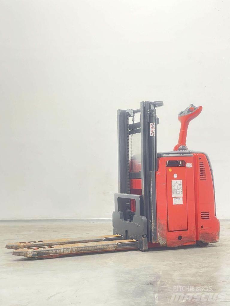 Linde D12-133 Deichselstapler