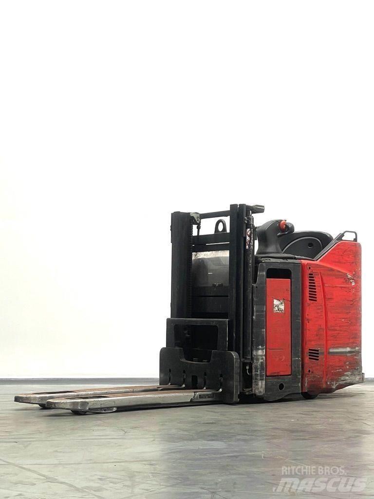 Linde D12HPSP-133 Deichselstapler
