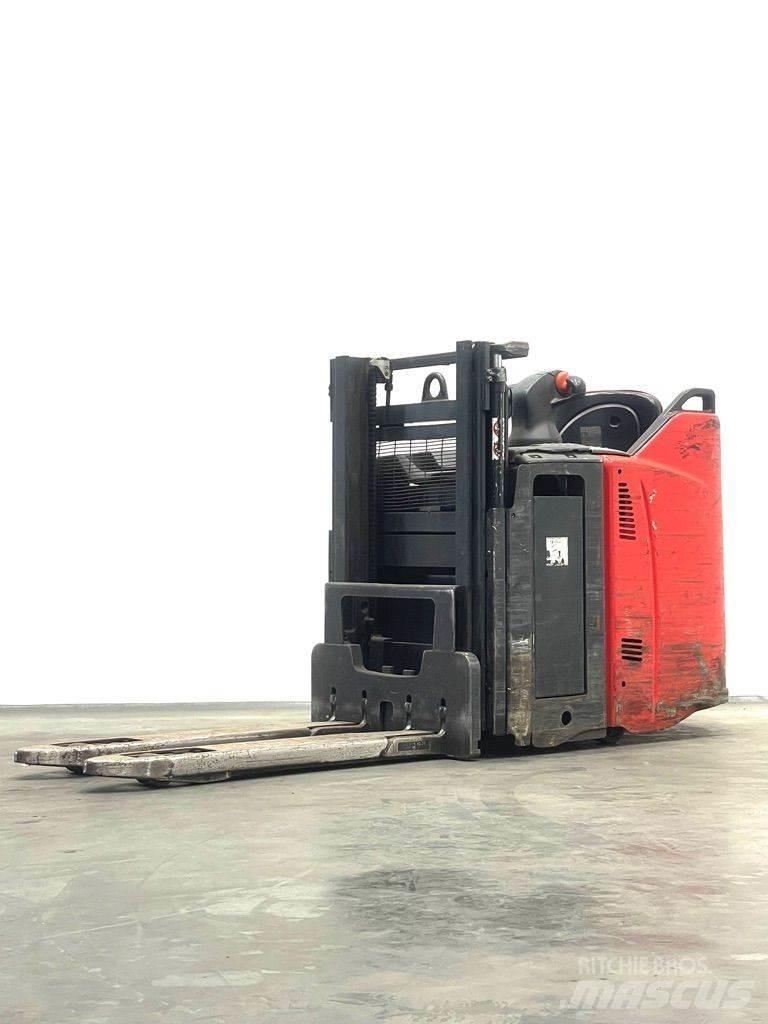 Linde D12HPSP-133 Deichselstapler