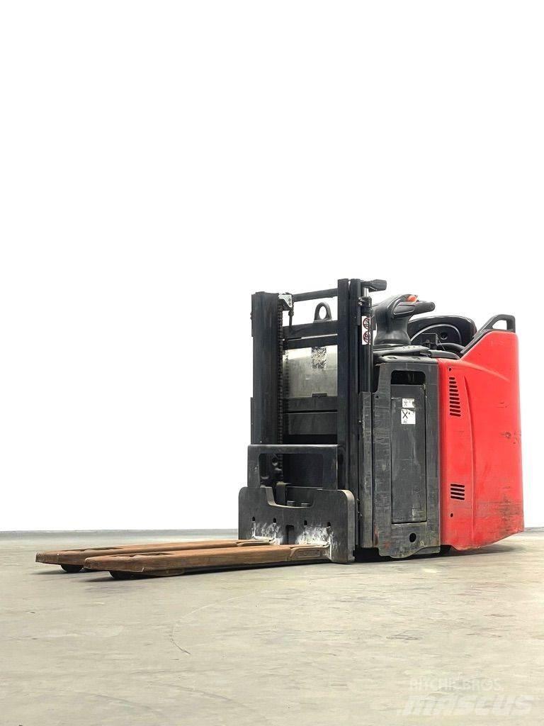 Linde D12HPSP-133 Deichselstapler