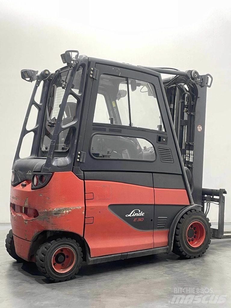 Linde E30-387 Elektrische heftrucks