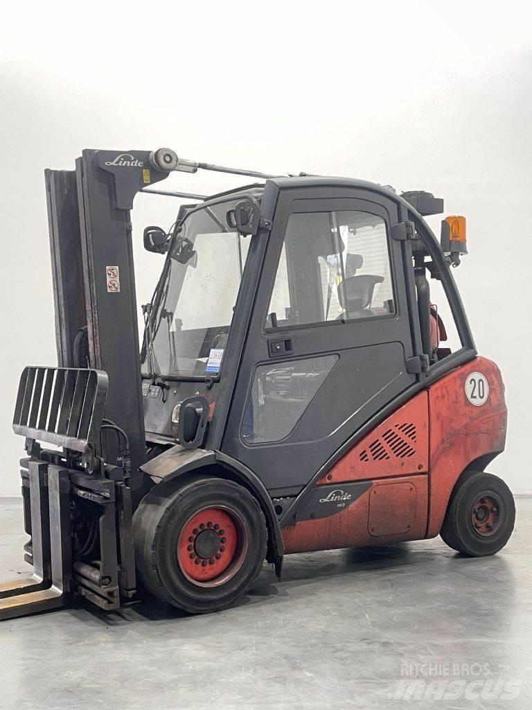 Linde H30T-02-393 LPG heftrucks