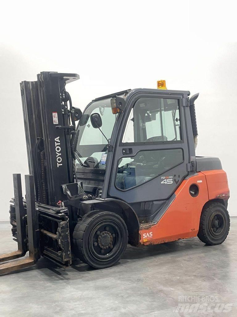 Toyota 40-8FD40N Diesel heftrucks