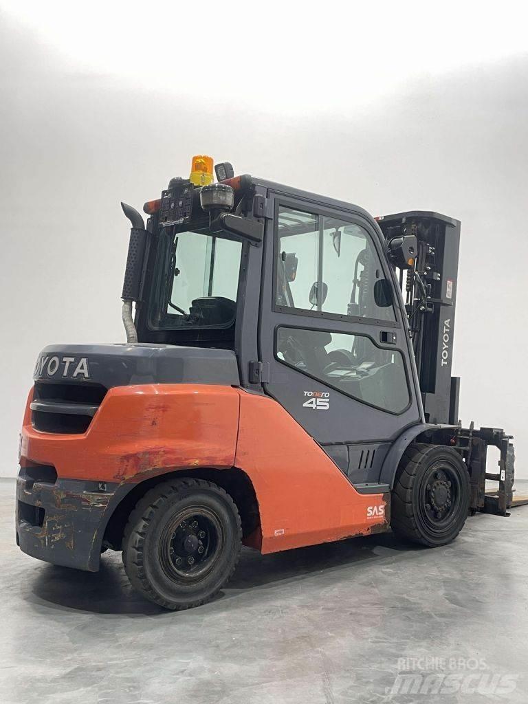 Toyota 40-8FD40N Diesel heftrucks
