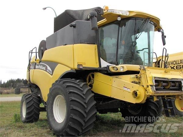 New Holland CX860 Mähdrescher