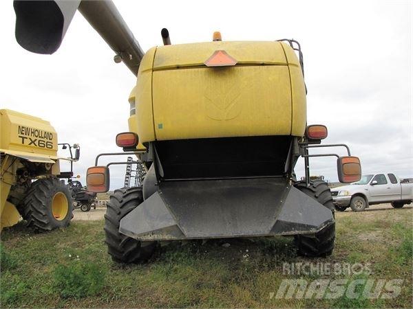New Holland CX860 Mähdrescher