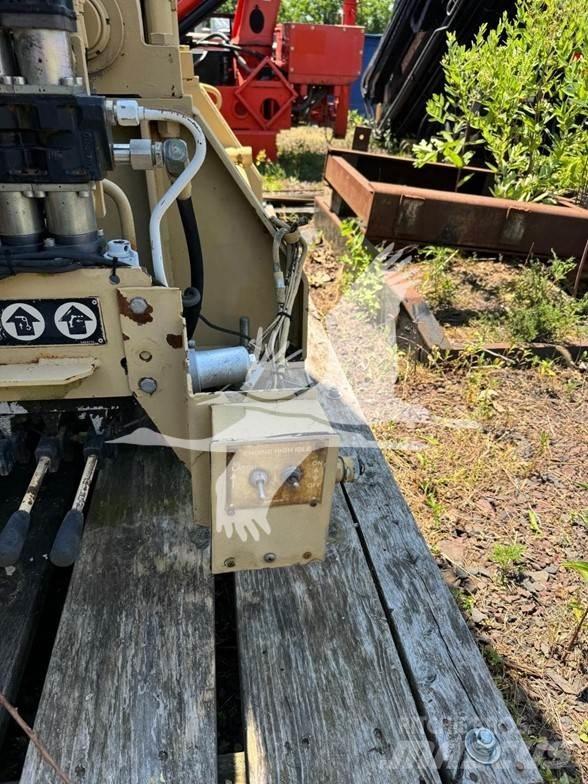 Hiab 8108-2 Holzkrane