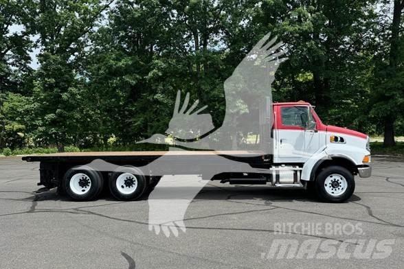Sterling LT9513 Pritschenwagen/Pritschenwagen mit Seitenklappe