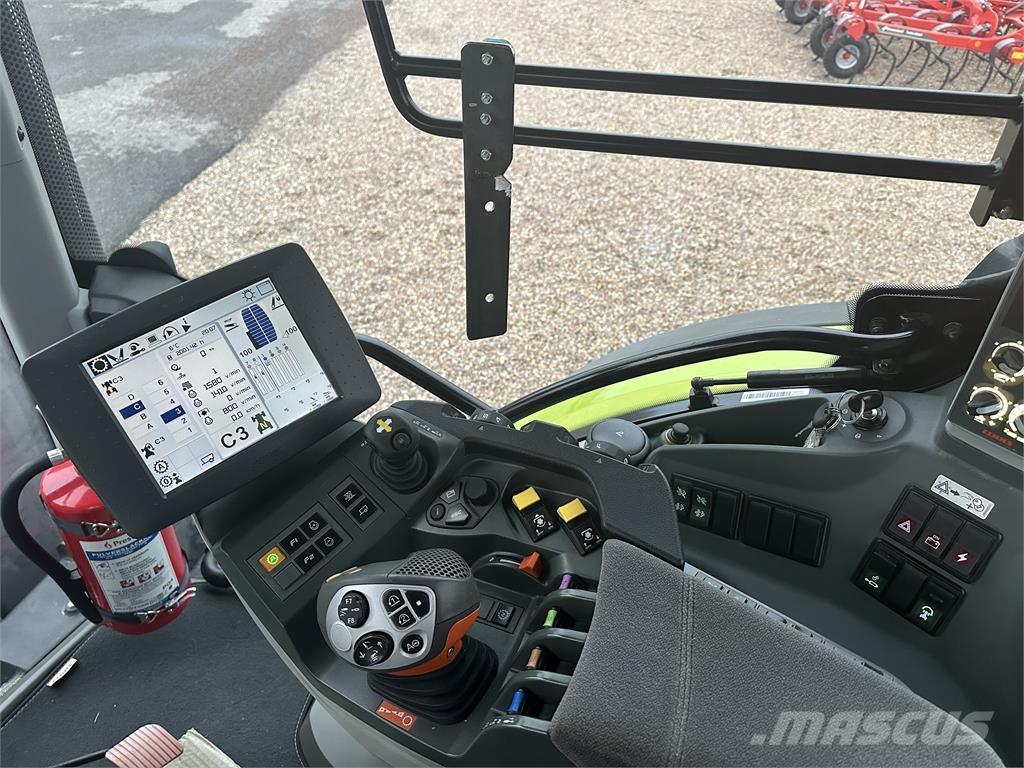 CLAAS Arion 650 Traktoren