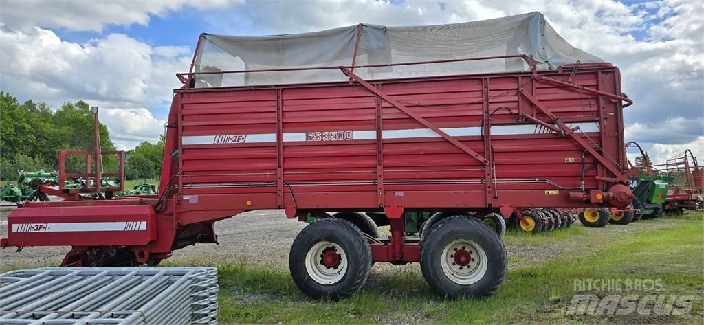 JF 3500 HACKVAGN Ladewagen