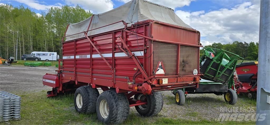 JF 3500 HACKVAGN Ladewagen