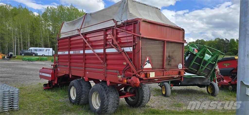 JF 3500 HACKVAGN Ladewagen