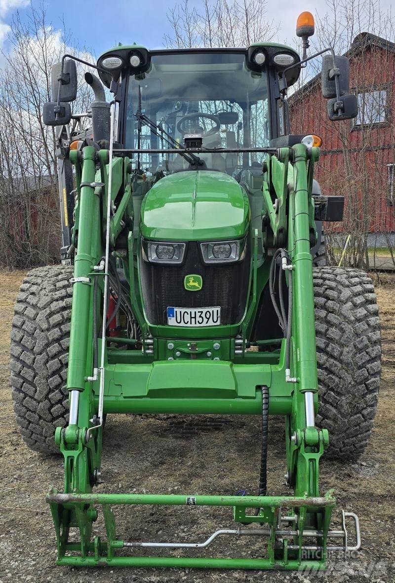 John Deere 5090R Traktoren