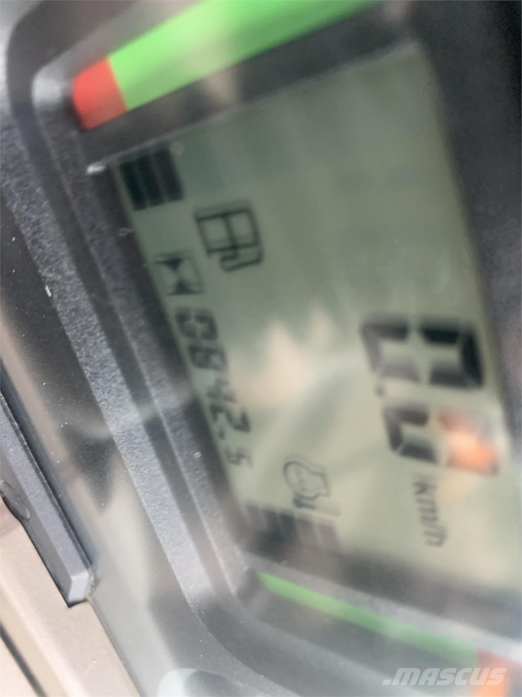 John Deere 5820 Traktoren