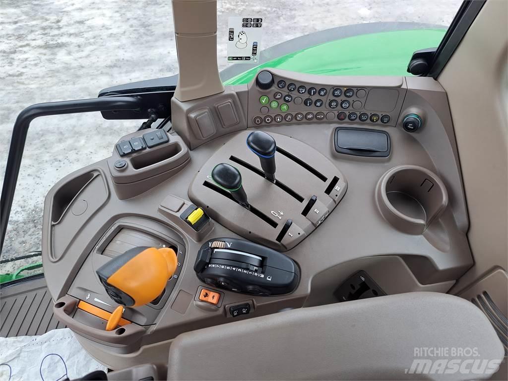 John Deere 6090M Traktoren