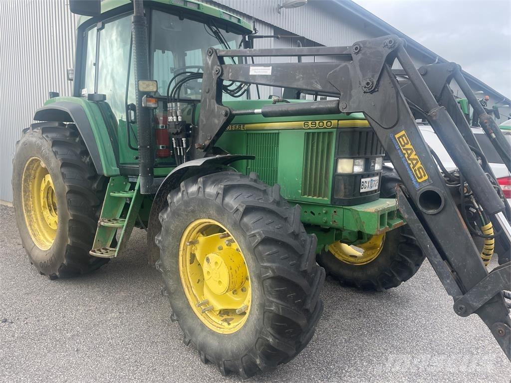 John Deere 6900 TRAKTOR Traktoren