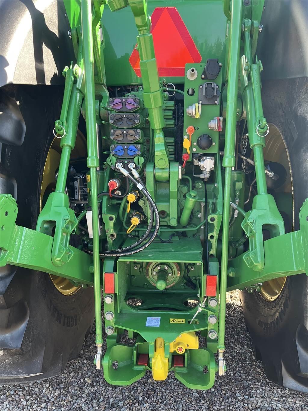 John Deere 8370R Traktoren