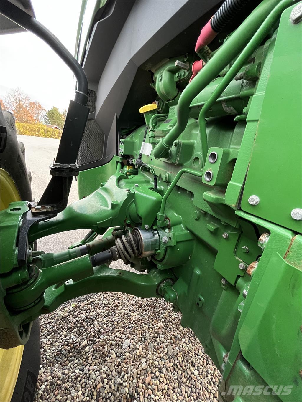 John Deere 8R 370 Traktoren