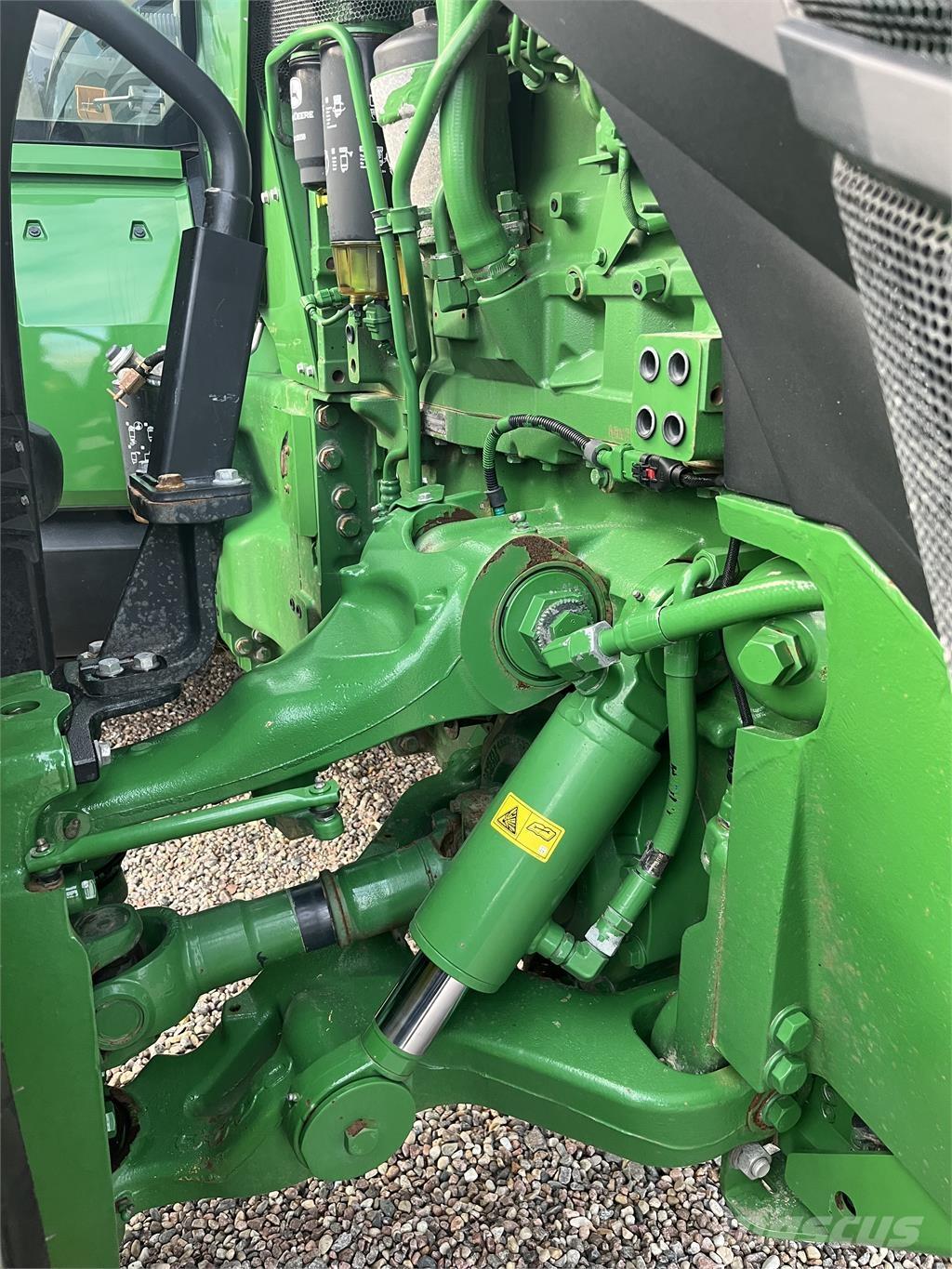 John Deere 8R 370 Traktoren