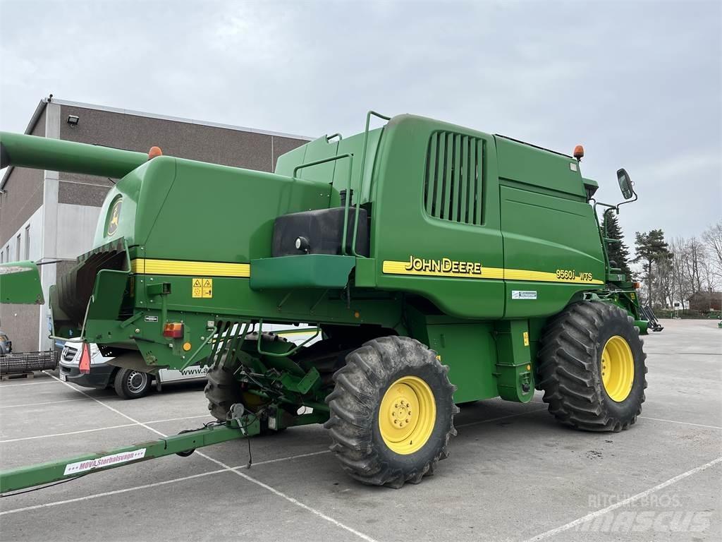 John Deere 9560i WTS Mähdrescher