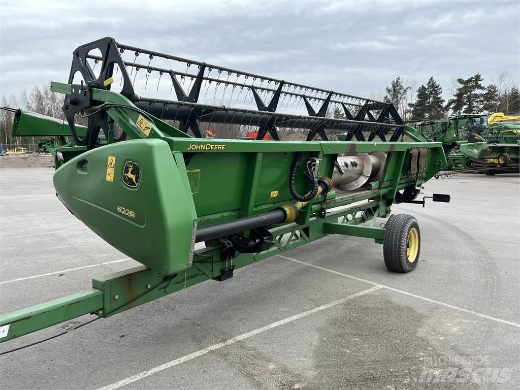 John Deere 9560i WTS Mähdrescher