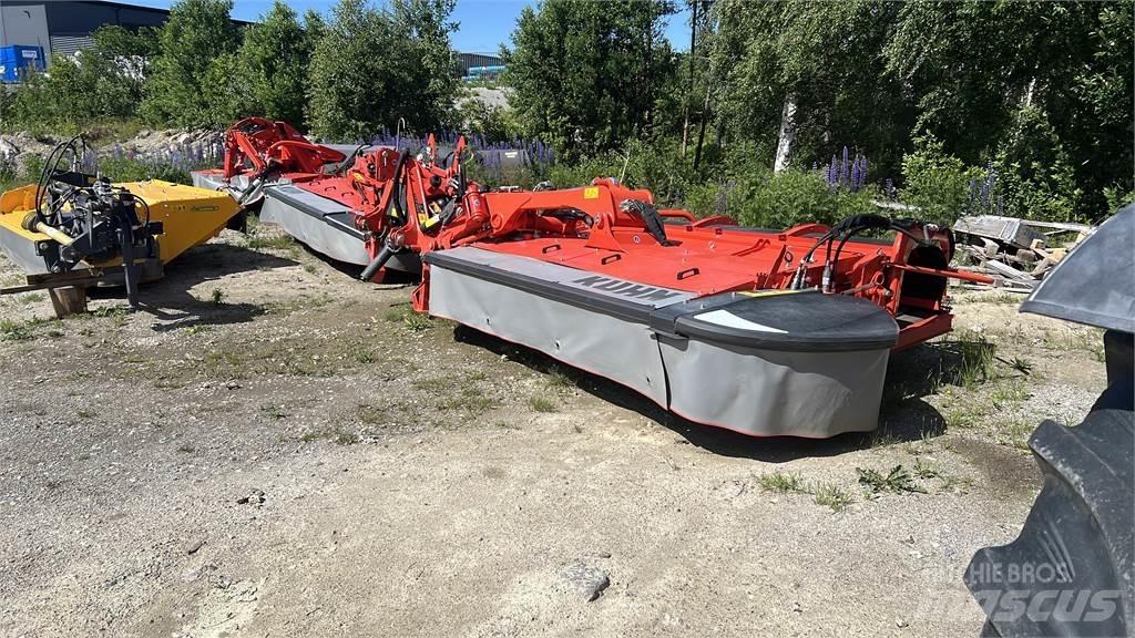 Kuhn FC9330RA butterfly Sonstige Grünlandgeräte
