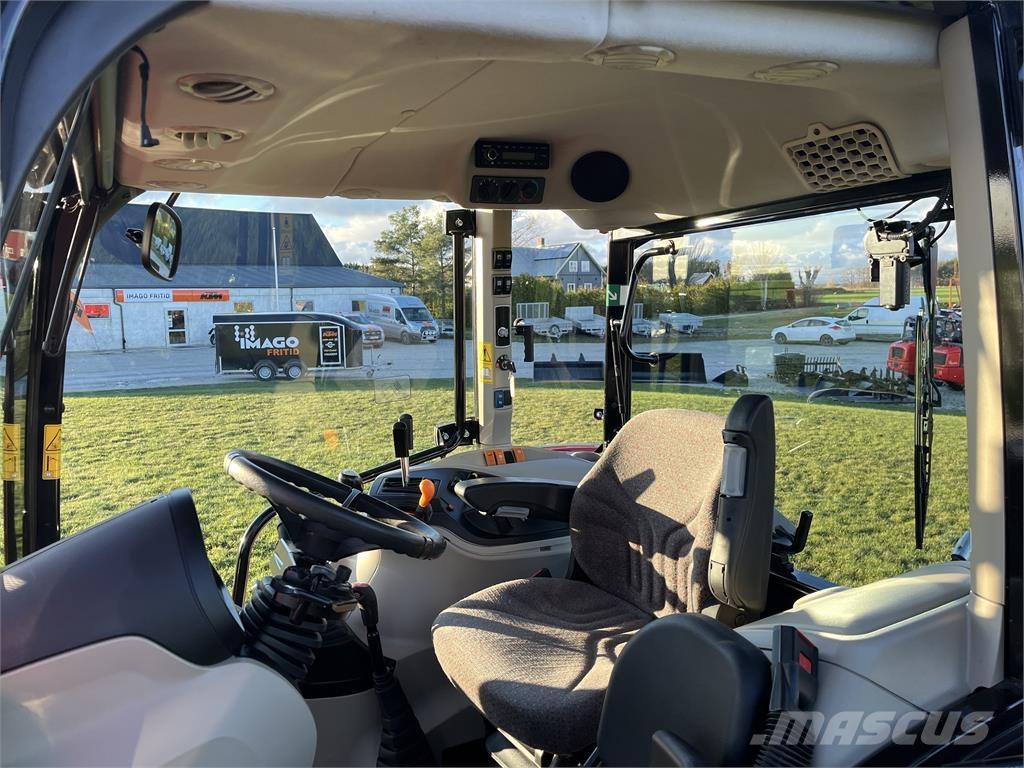 Massey Ferguson 4708M Traktoren