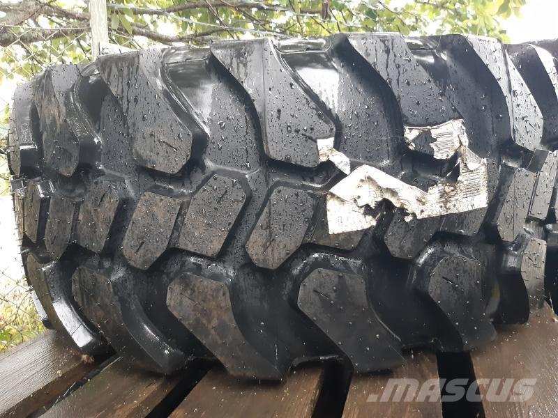  RESERVHJUL 405/70-18 Reifen