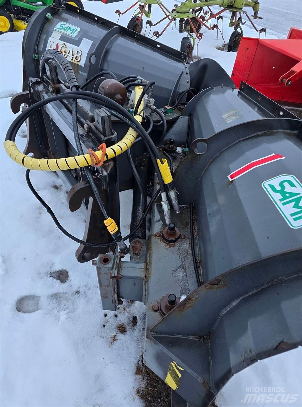 Sami 2800 Schneeschilde und -pflüge