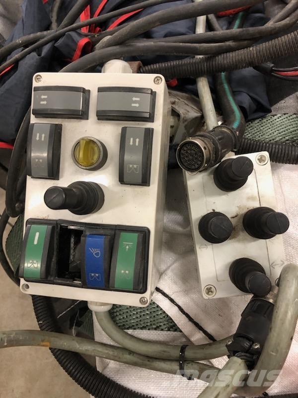  Underbett till Traktor Andere Ausstattung und Zubehör