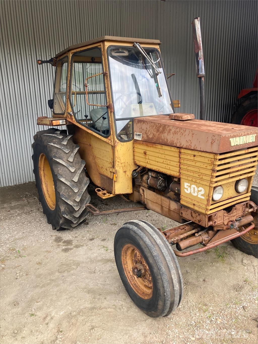 Valmet 502 TRAKTOR (KUND) Traktoren