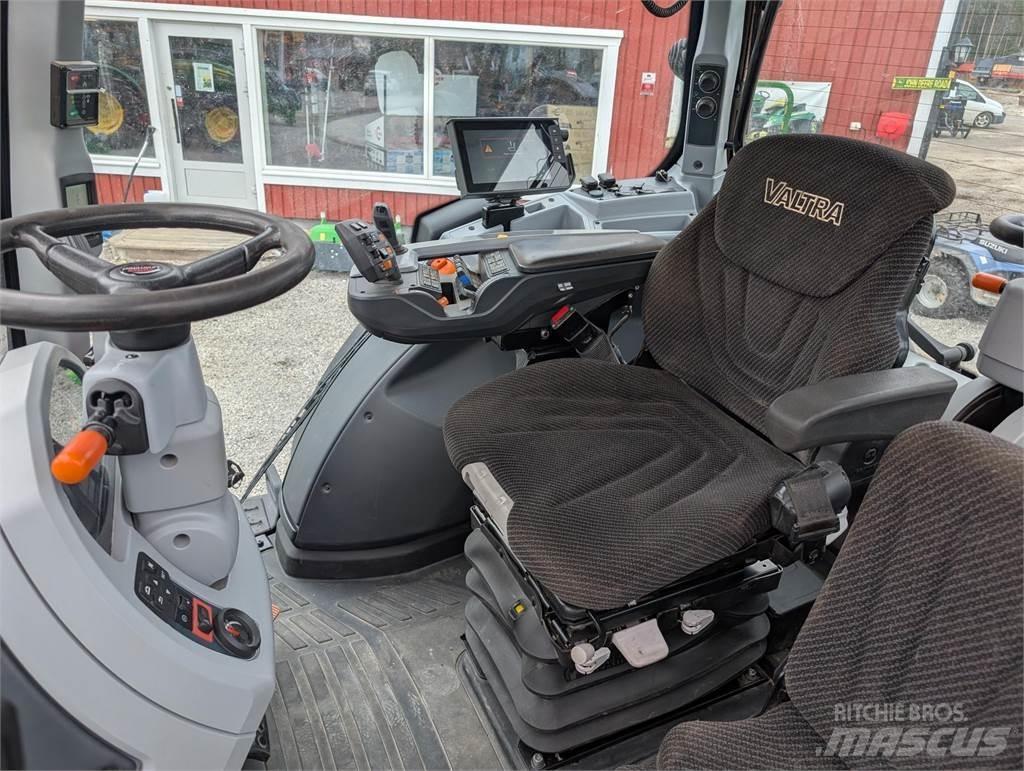 Valtra N154E Twintrac Traktoren