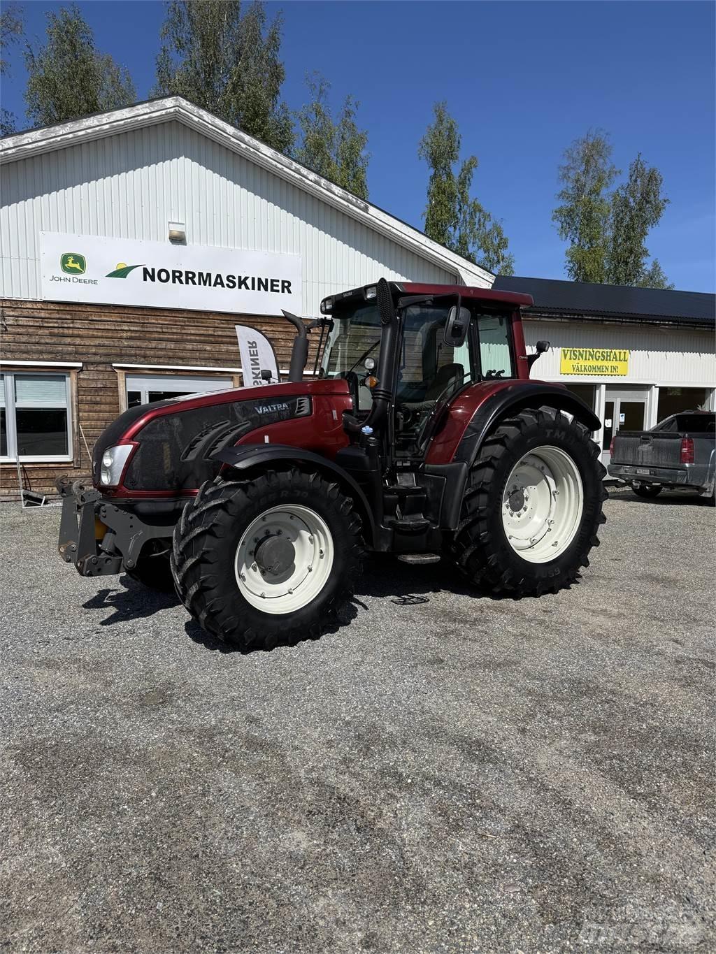 Valtra T203 Direct Traktoren