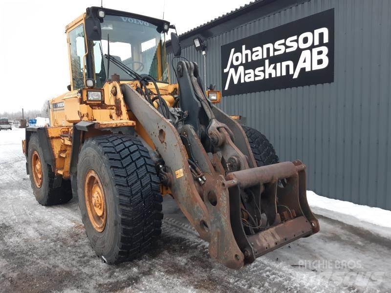 Volvo L90C Radlader