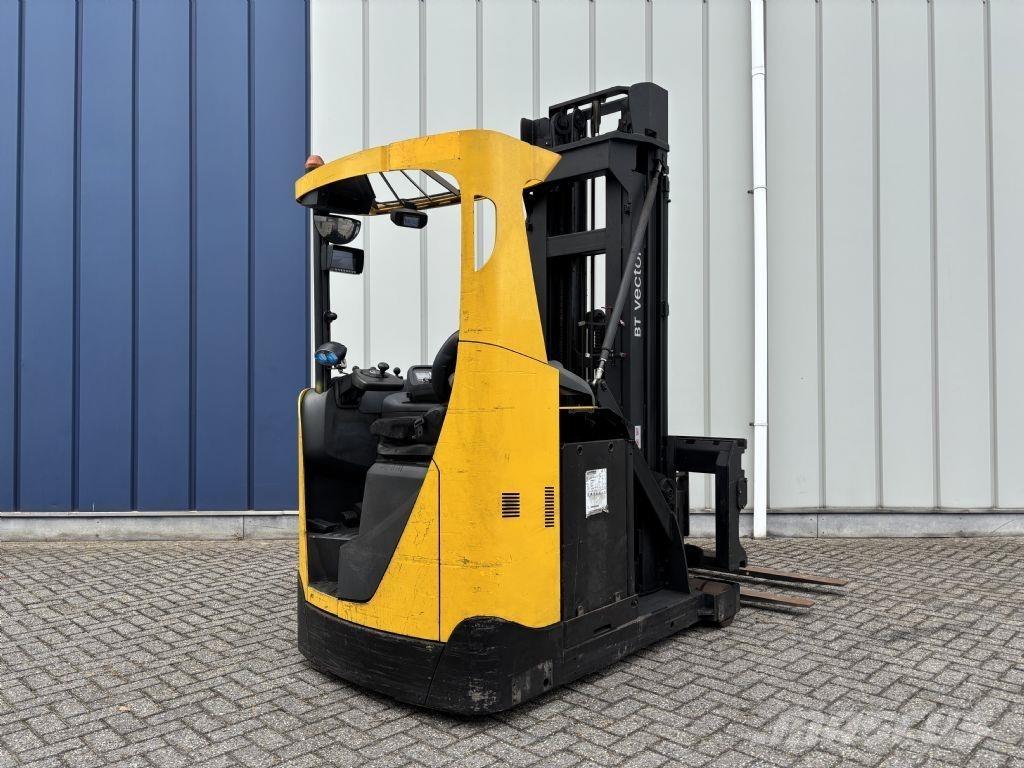 BT VRE150 Schubmaststapler