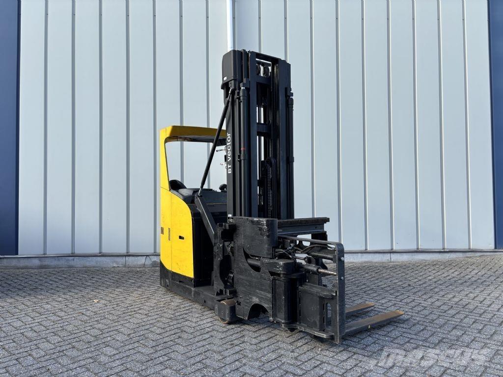 BT VRE150 Schubmaststapler