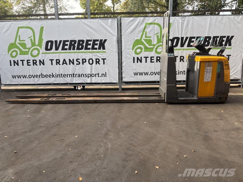 Jungheinrich ECE230 Zelfrijdende stapelaars