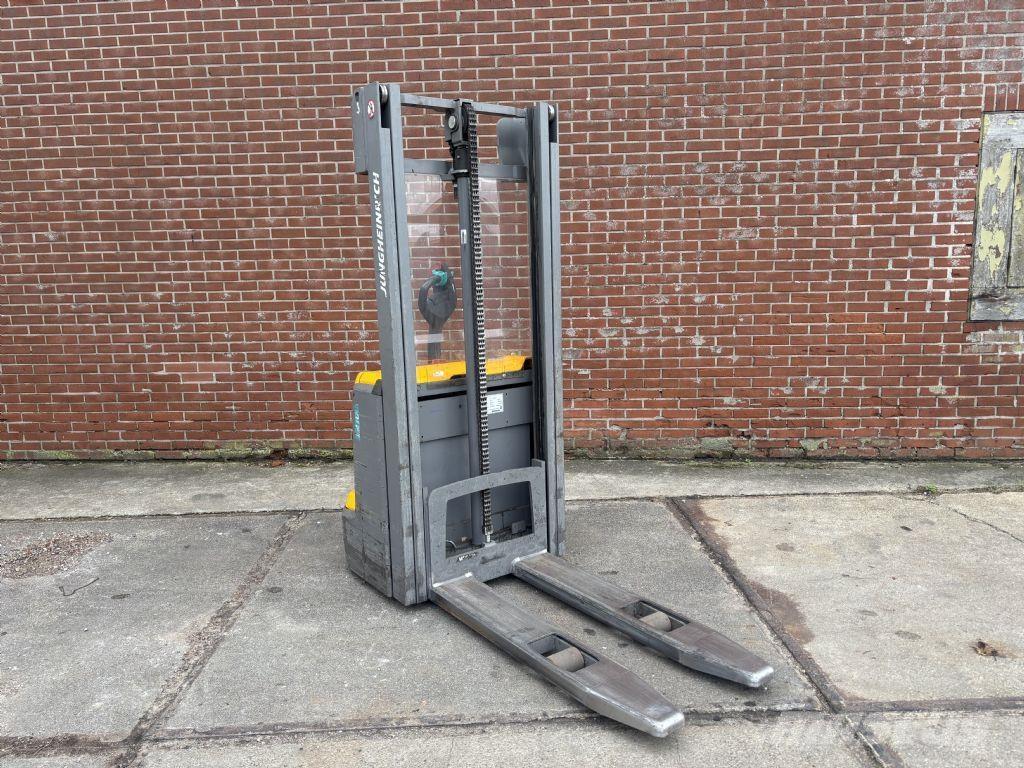 Jungheinrich EJC 112 Deichselstapler