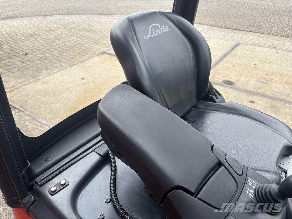 Linde E15-02 Elektrische heftrucks