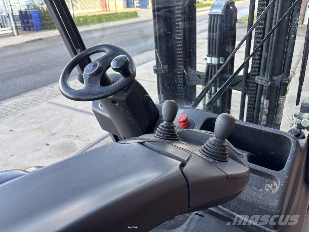 Linde E25HL-01/600 Elektrische heftrucks