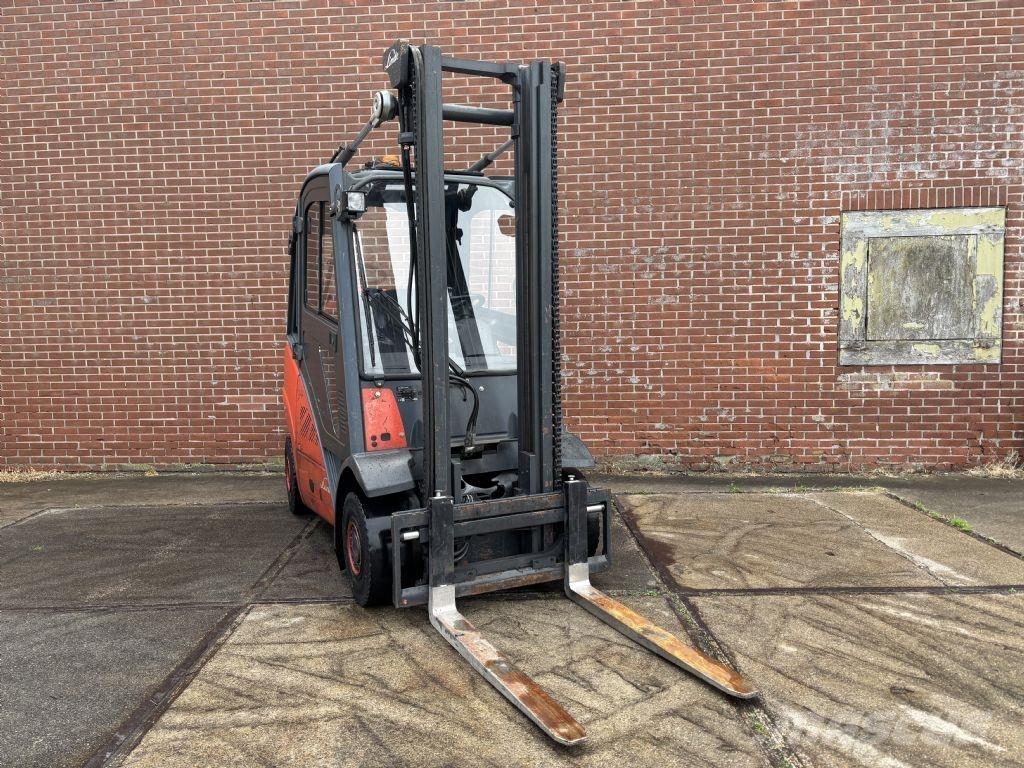 Linde H25T-01 LPG heftrucks