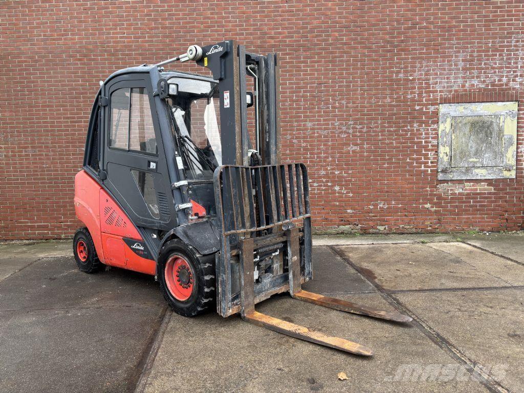 Linde H35D Diesel heftrucks