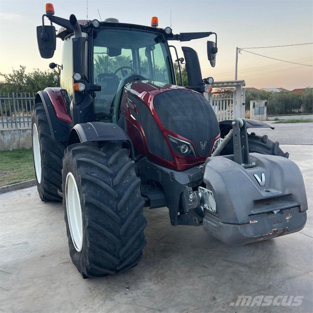 Valtra N174 Traktoren