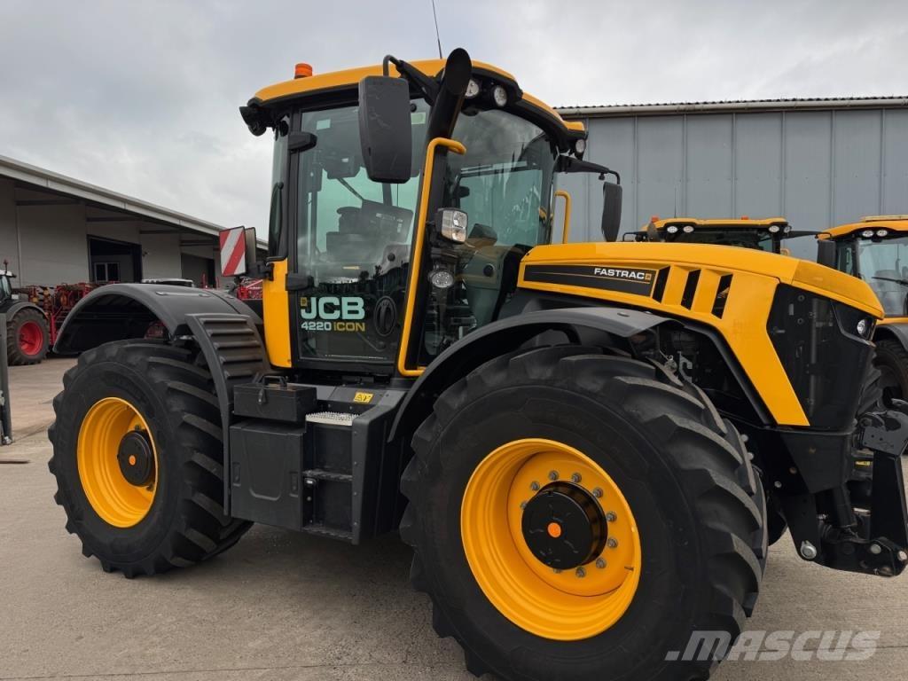 JCB 4220 iCON Traktoren