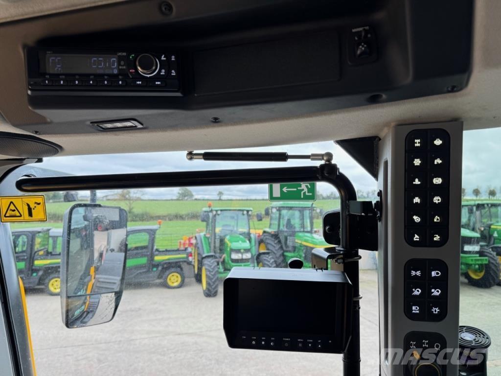 JCB 4220 iCON Traktoren