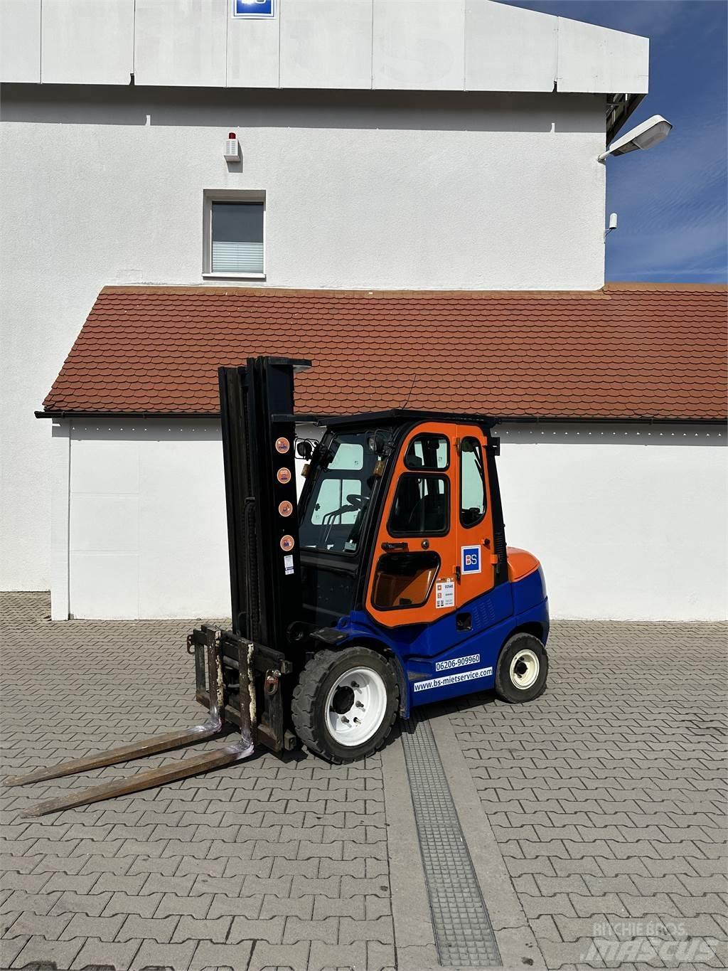 Clark C30D Andere